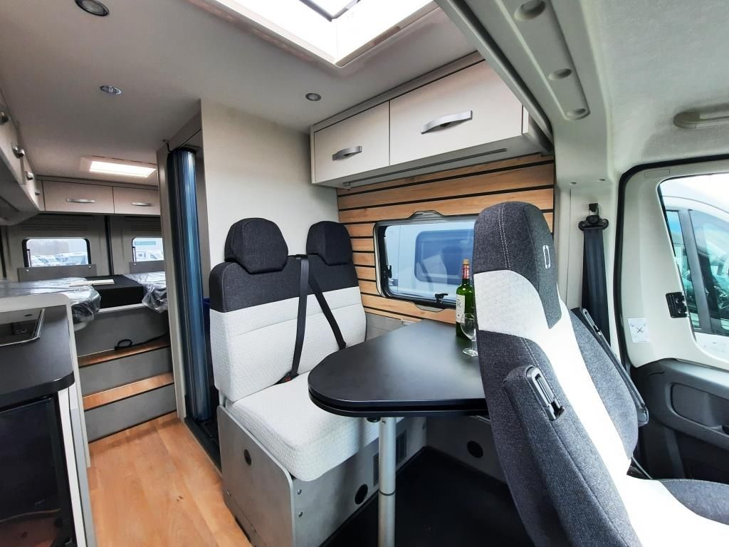 Fahrzeugabbildung Crosscamp Camper Vans CV 640 Opel Verfüg./Sparen Sie 15.16