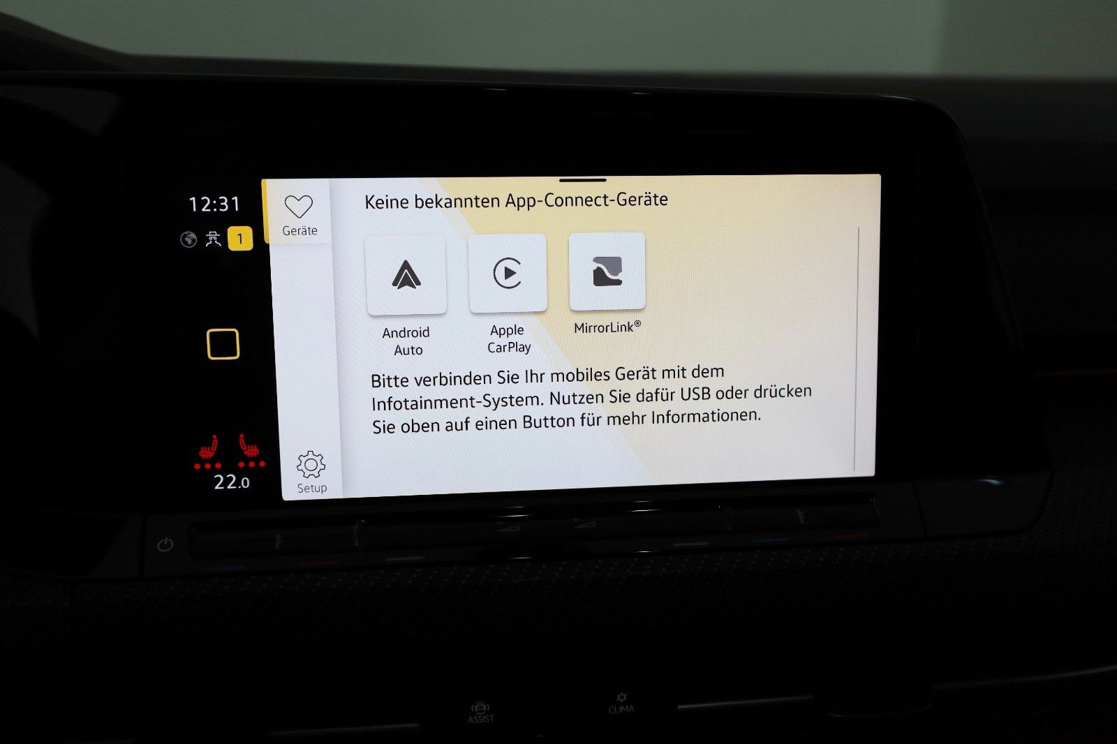 Fahrzeugabbildung Volkswagen Golf VIII Variant R-Line eTSI Navi,LED,ACC,AHK