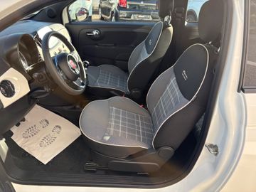 Fahrzeugabbildung Fiat 500 Lounge DAB Uconnect Temp. CarPlay uvm