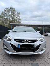 Hyundai HYUNDAI i40 neue tüv biz 2028, gute Zustand - Hyundai i40 in Duisburg