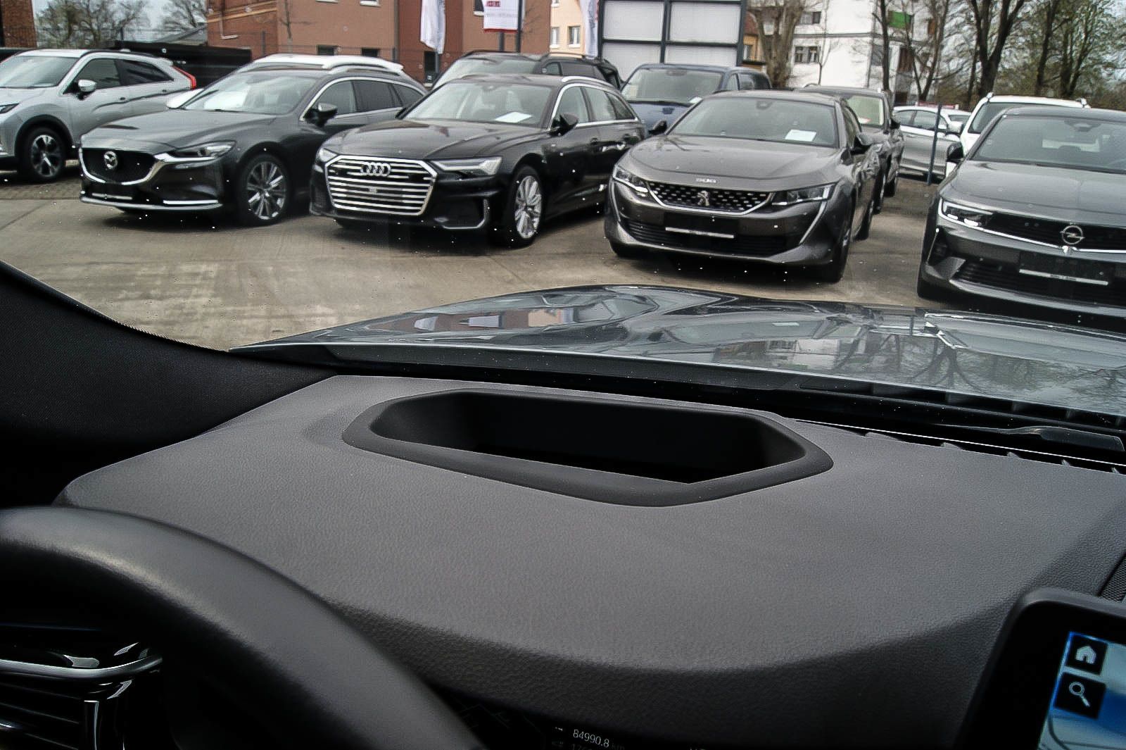 BMW 530 e Touring BANG&OLUFSEN PANORAMA HUD KAMERA foto 12