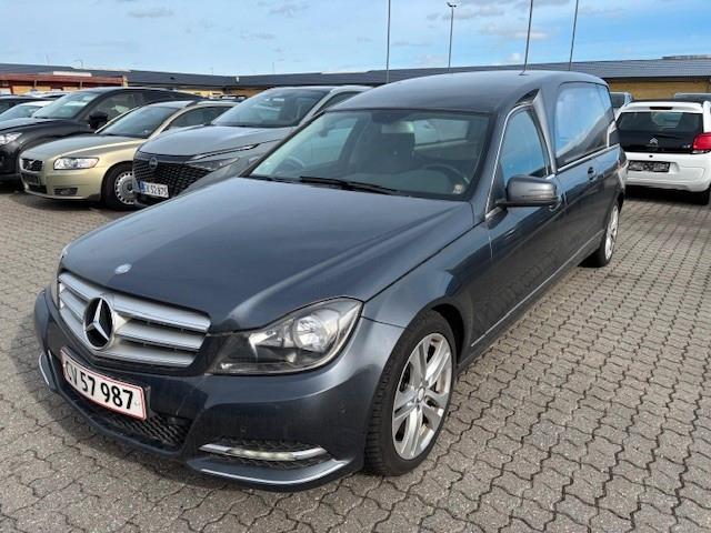 Mercedes-Benz C 250 C T-Modell C 250 T CGI - Bestattungswagen