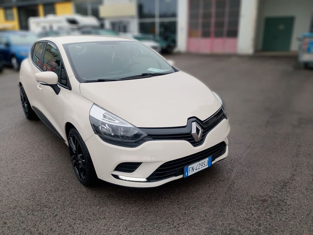 Image of Renault Clio