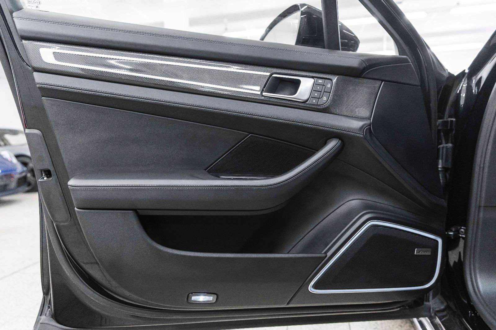 Fahrzeugabbildung Porsche Panamera Turbo S CHRONO LED PDLS PASM ACC PCCB