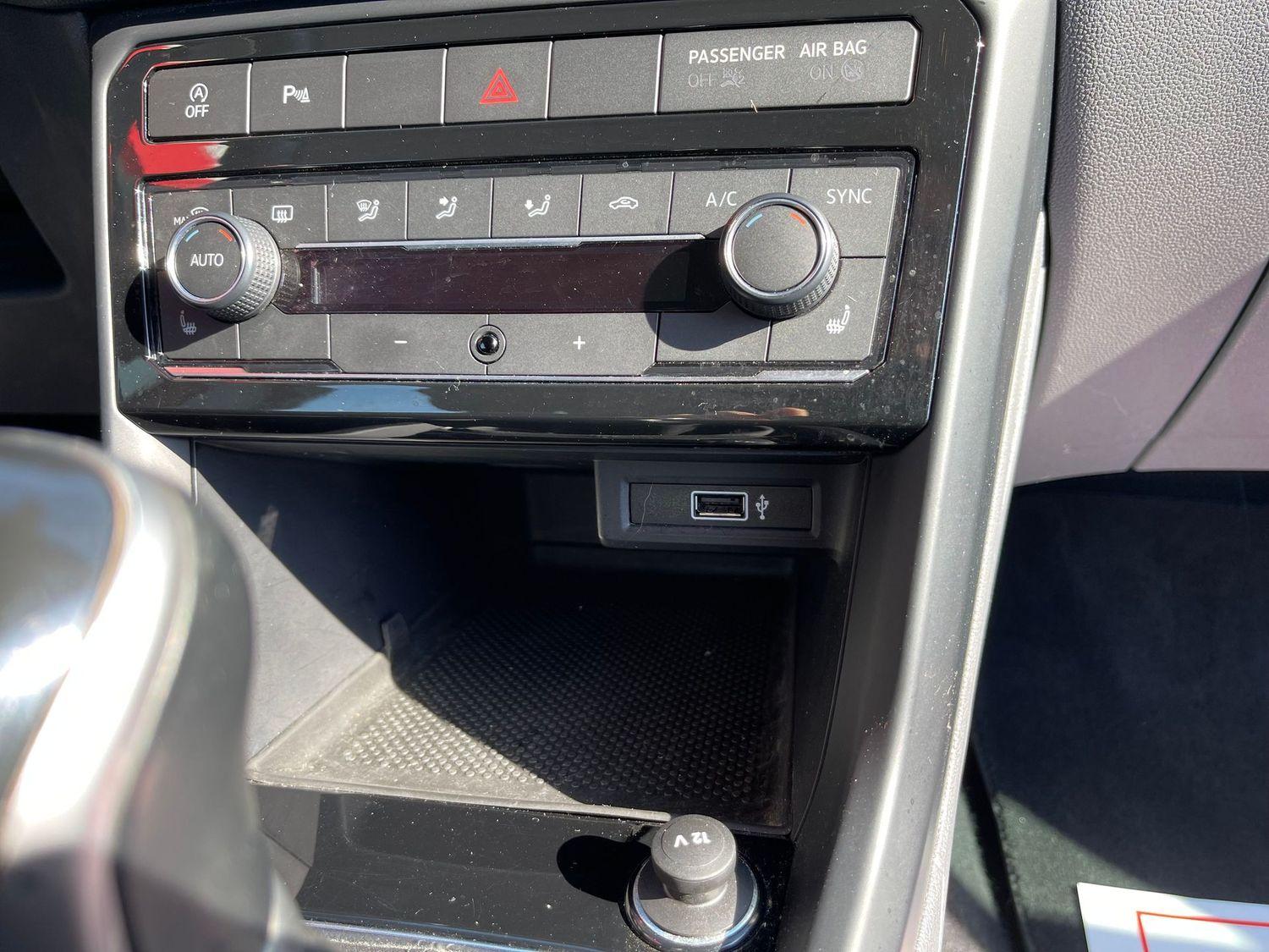 Volkswagen T-Cross Life/Bluetooth/Tempomat/PDC/USB/Sitzheiz