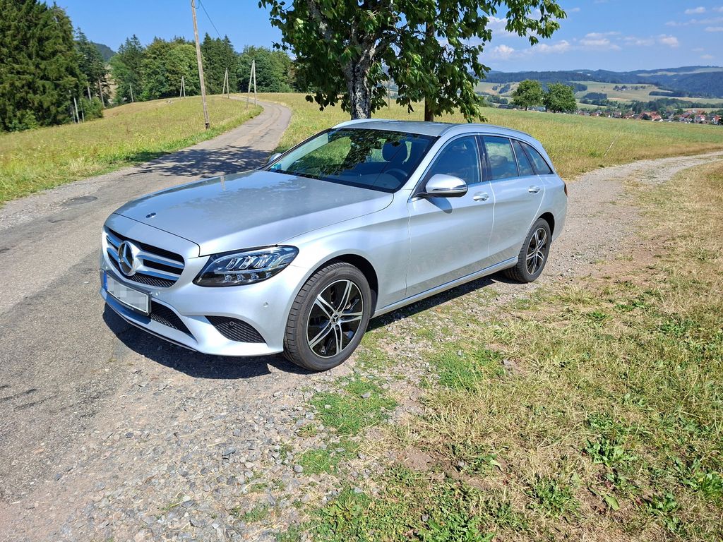 Image of Mercedes-Benz C 200