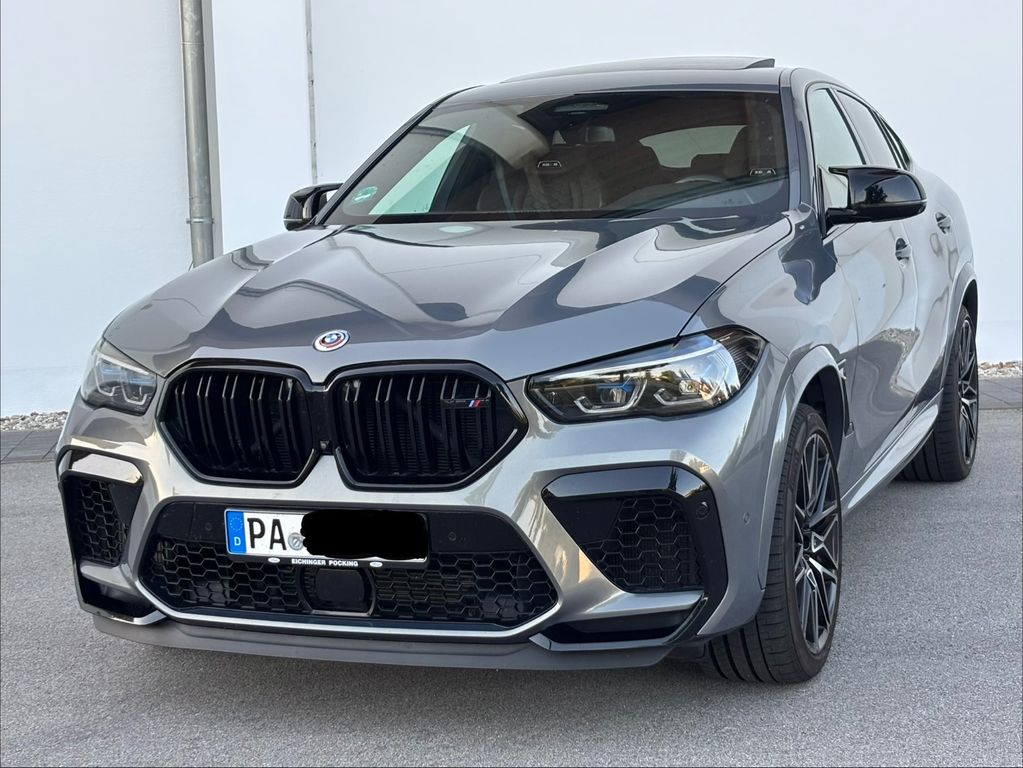 Image of BMW X6 M