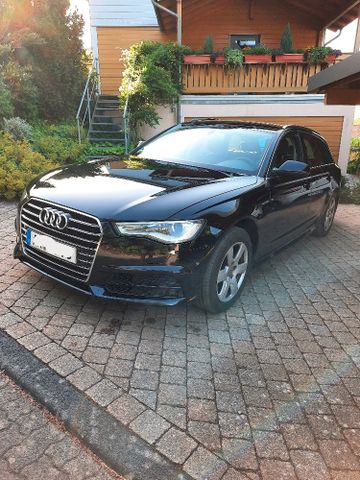 AUDI A6 2.0 TDI 140kW ultra S tronic Avant - gepflegt
