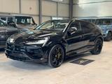 Lamborghini URUS SE B&O 3D AKRAPOVIC CARBON PANO  23` FULLY - Lamborghini Urus SUV