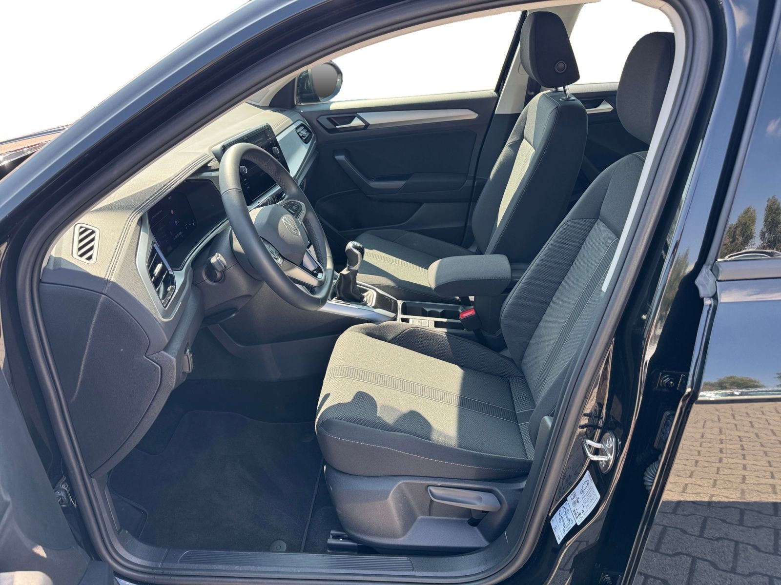 Volkswagen T-Roc Life 1.0 TSI LED KAM NAVI SHZ PARK LANE L foto 4