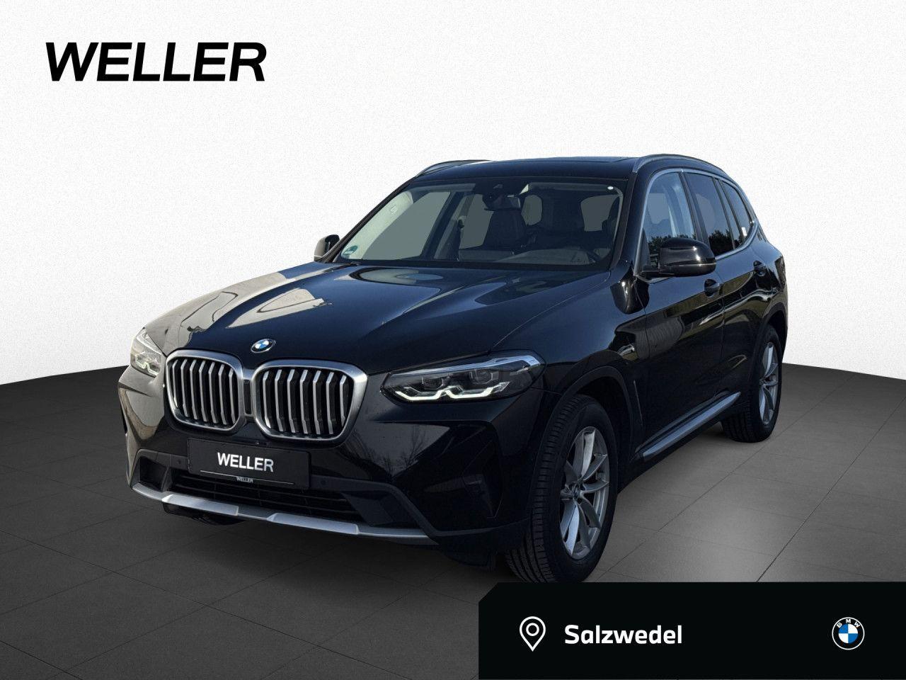 BMW X3 xDrive 20i Aut. Pano AHK SpoSi StandHz RFK