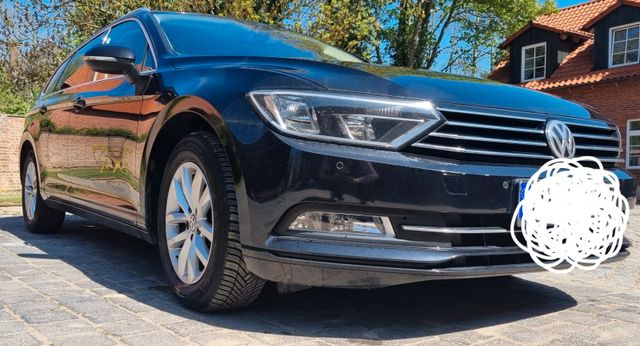 VW Passat 2.0 TDI SCR 140kW DSG Comfortl. Varia...