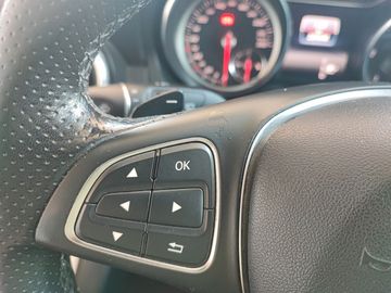 Mercedes CLA 180 - 12