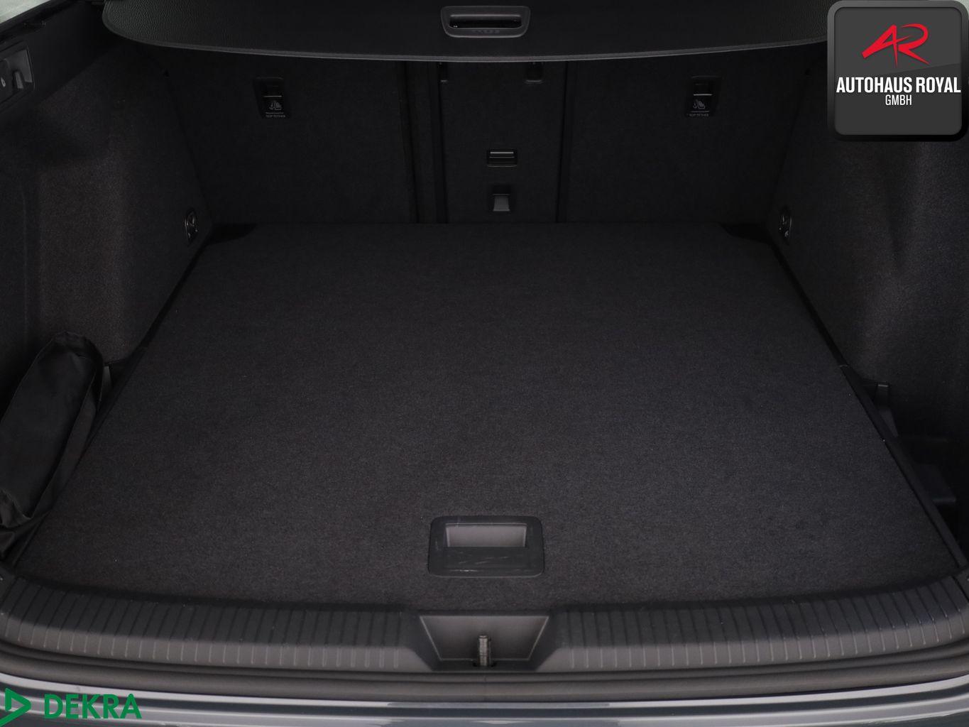 Volkswagen Golf VIII Variant 1.5 eTSI LIFE ACC,SPURHALTE,SH, миниатюра 13