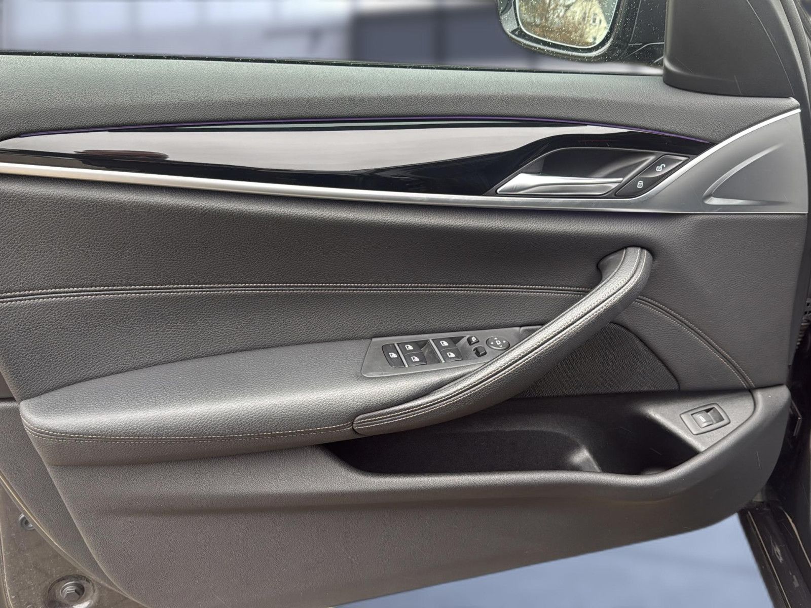 Fahrzeugabbildung BMW 520 d Touring Sport Line  / TOP ! 19"