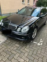 Mercedes-Benz Mercedes E500 - gebrauchte Mercedes-Benz E 500 aus dem Jahr 2005