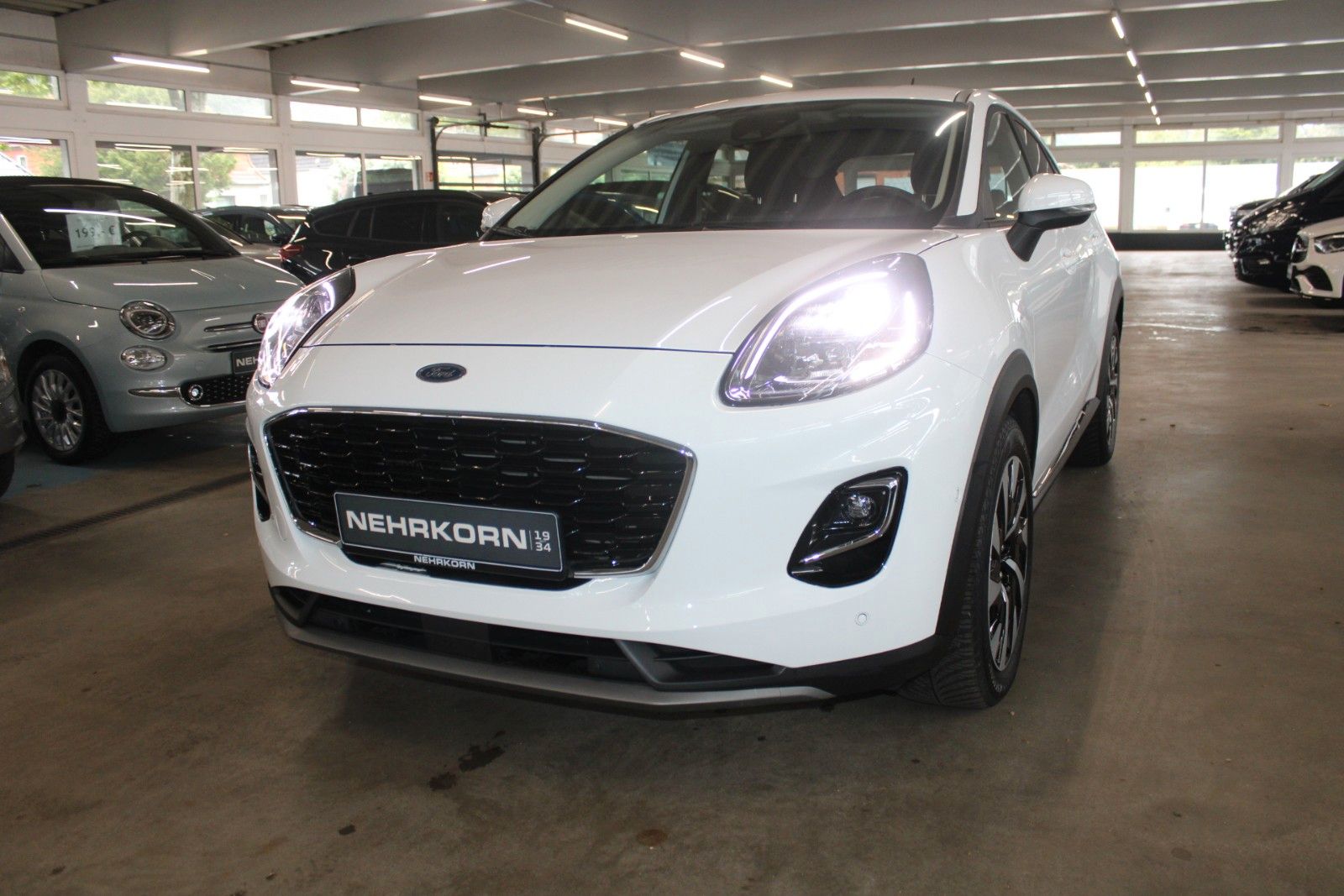 Fahrzeugabbildung Ford Puma MHEV Titanium AHK LED NAVI CAM WinterPaket