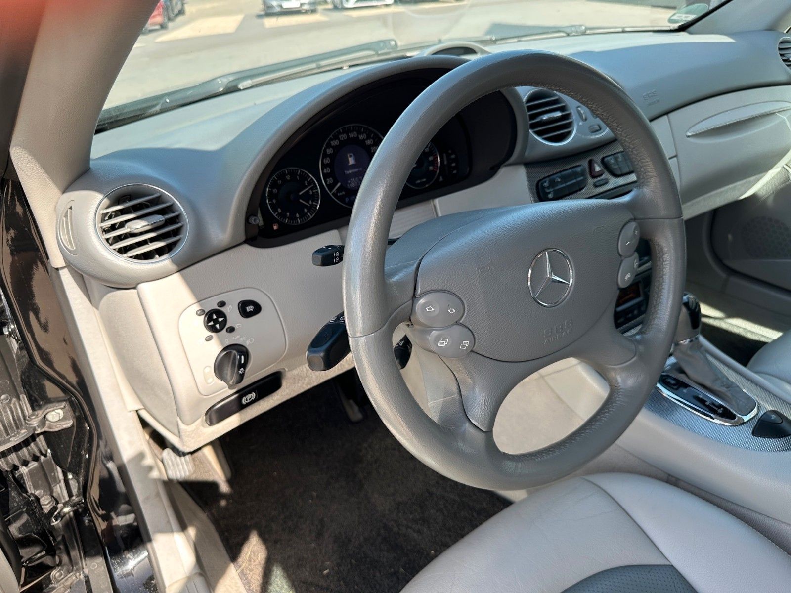 Mercedes-Benz CLK 500 AVANTGARDE – Bild 21