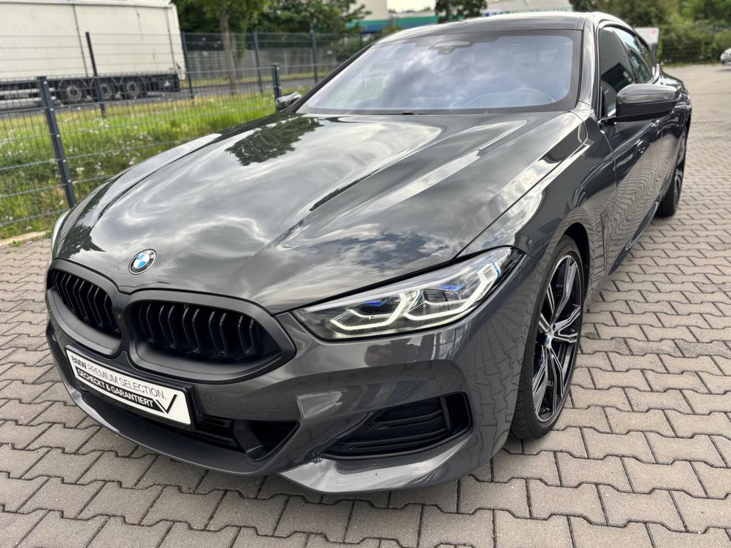 BMW 840