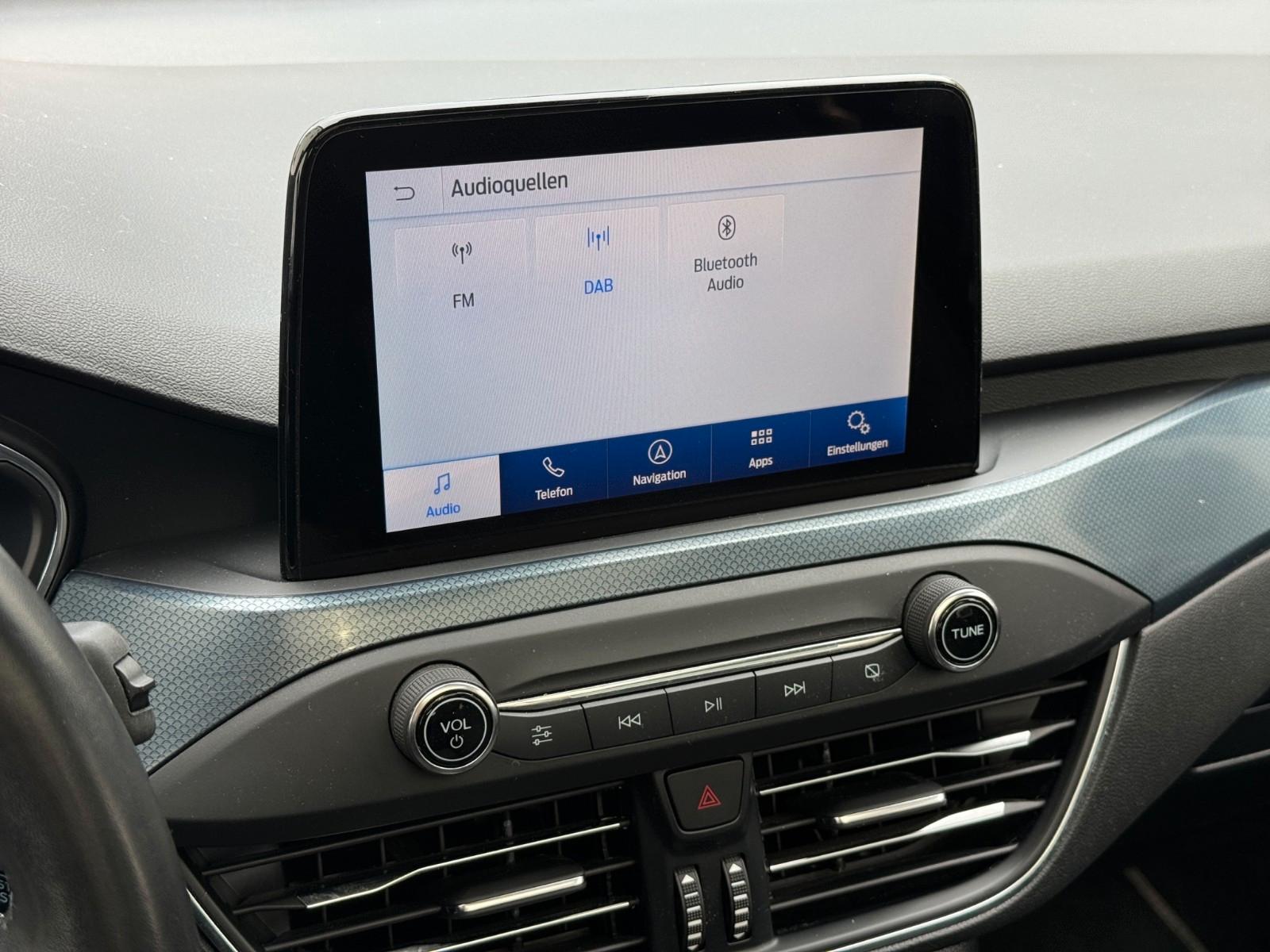 Ford Focus Turnier 2.0 EcoBlue Aut. Active X PANO|AHK