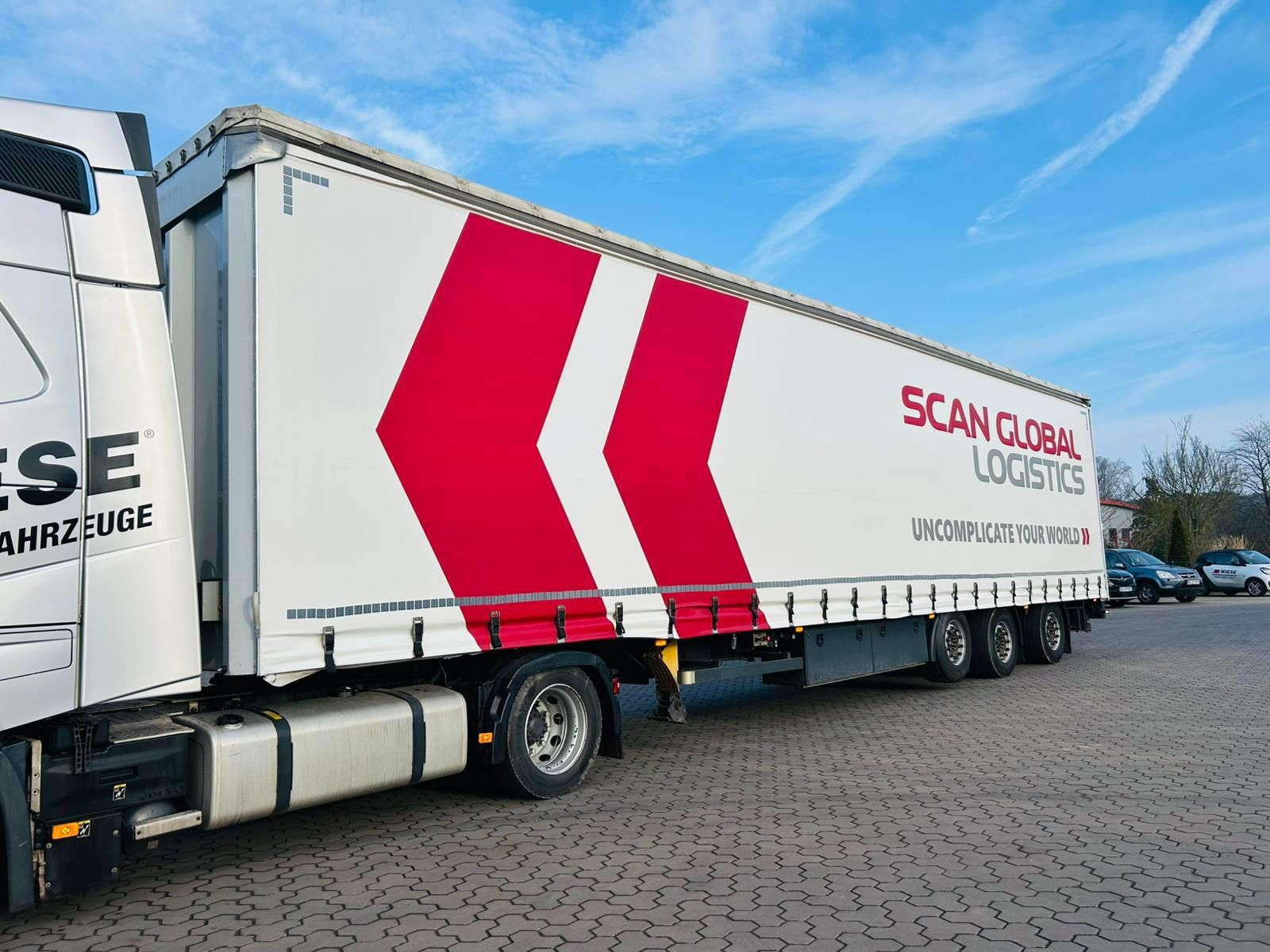 Fahrzeugabbildung Andere Mega Gabelstaplertransporter Ladebordwand9t