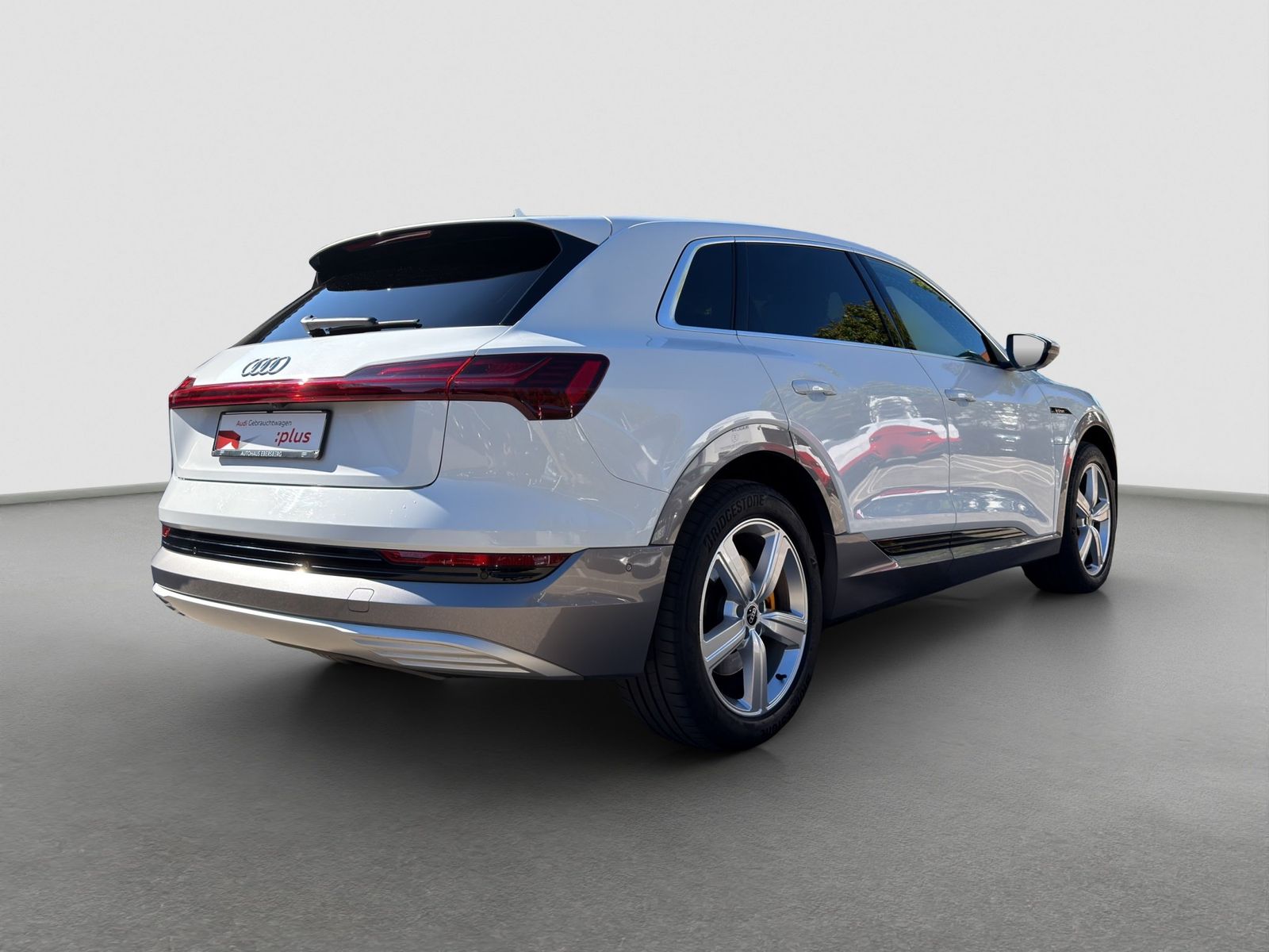 Audi e-tron 55 qu S-line Keyl HUD Mem B&O Pano Alca foto 5