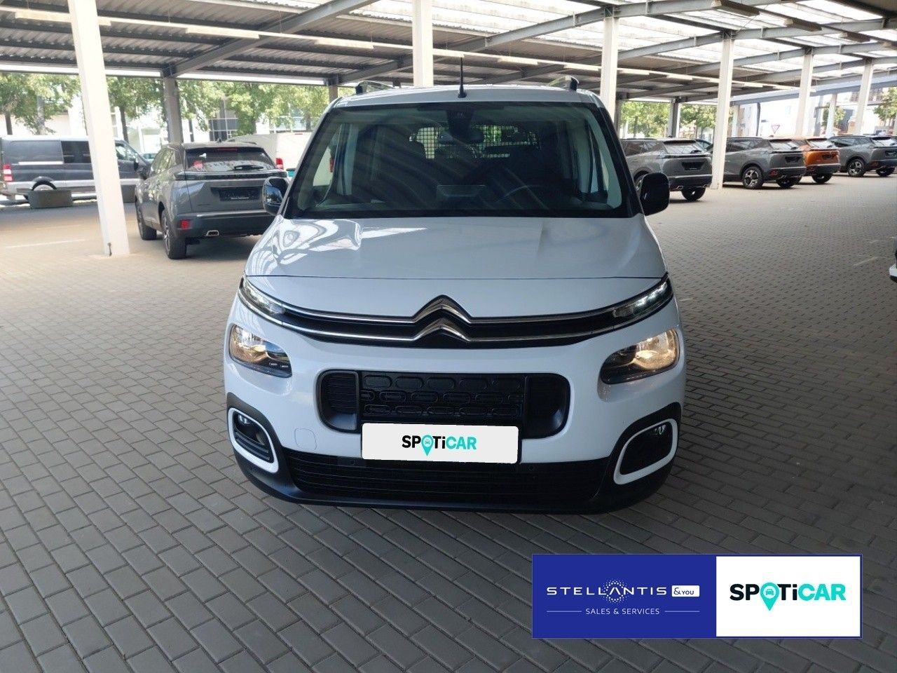 Citroën Berlingo MPV Shine 1.5 BHDI Standhzg.*AHK*RFK imagem 2
