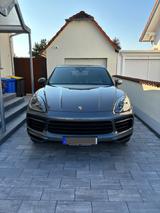 Porsche Cayenne 3.0 V6 Tiptronic - TURBO Ausstattung 