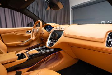 صورة 7 لـ 2021 Aston Martin DBX