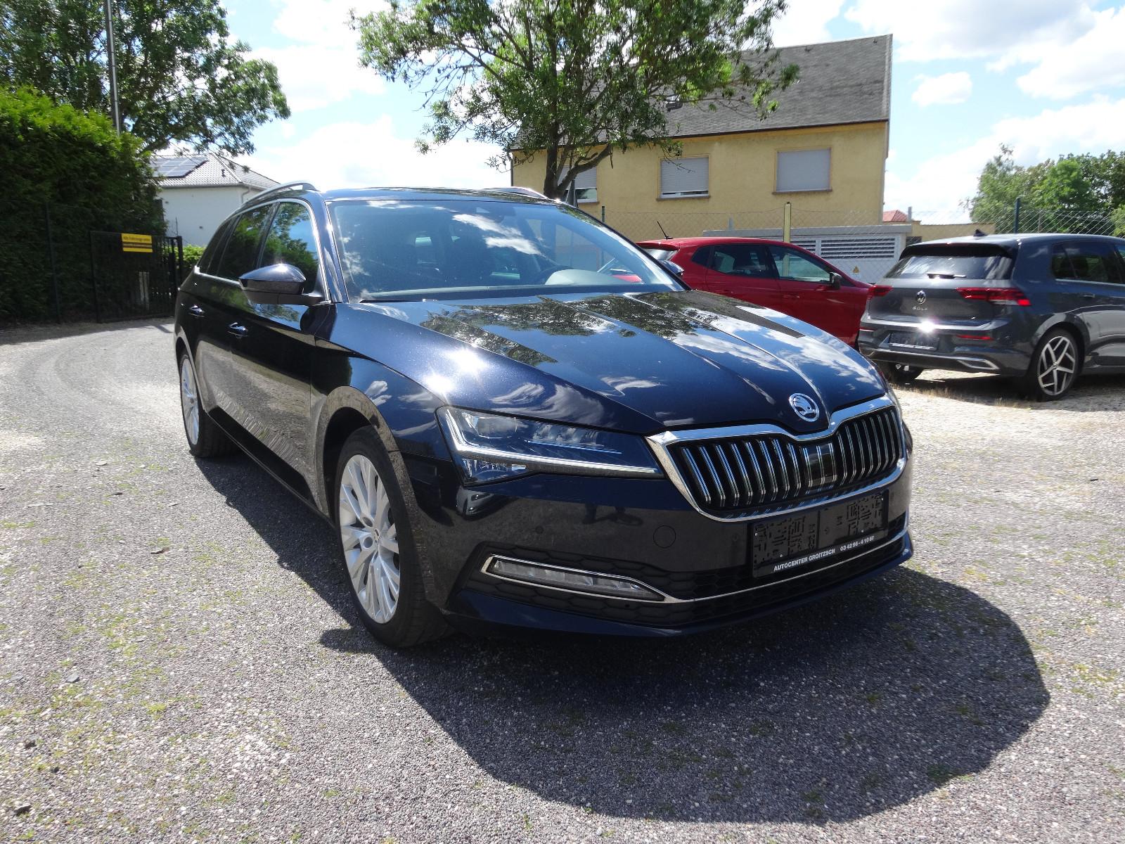 Skoda Superb Combi Style LED,Navi,Blueth.SHZ,AHK
