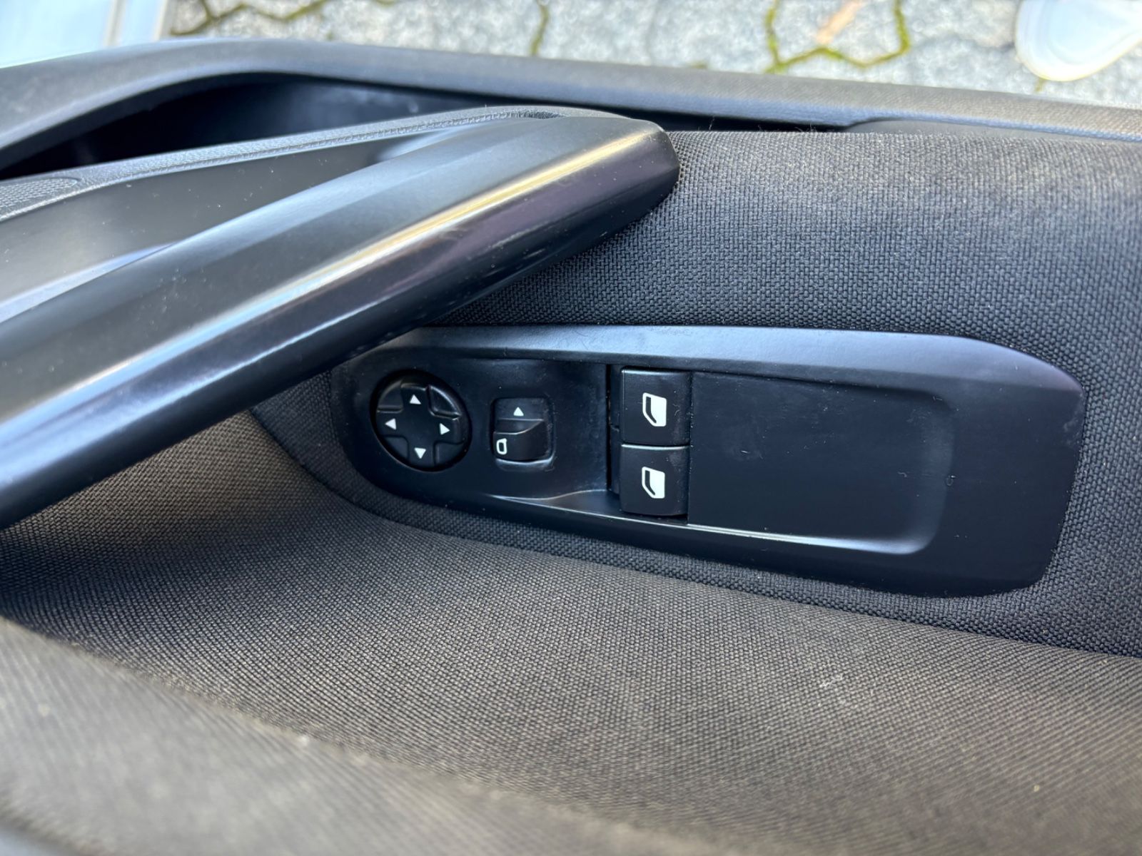 Fahrzeugabbildung Peugeot 308 Access