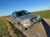 Jeep Grand Cherokee 2,7 Crd Mercedes Allra... - Jeep Gebrauchtwagen von 2004