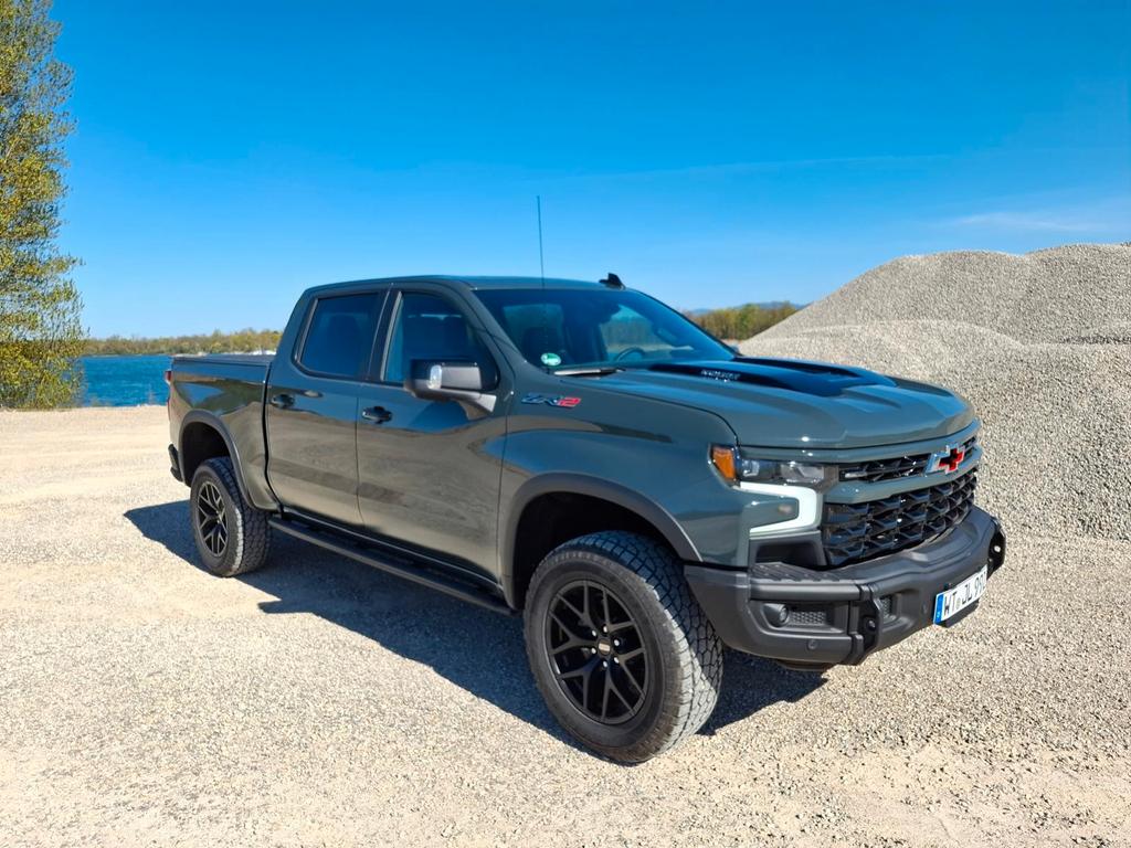 Chevrolet Silverado ZR2 Bison