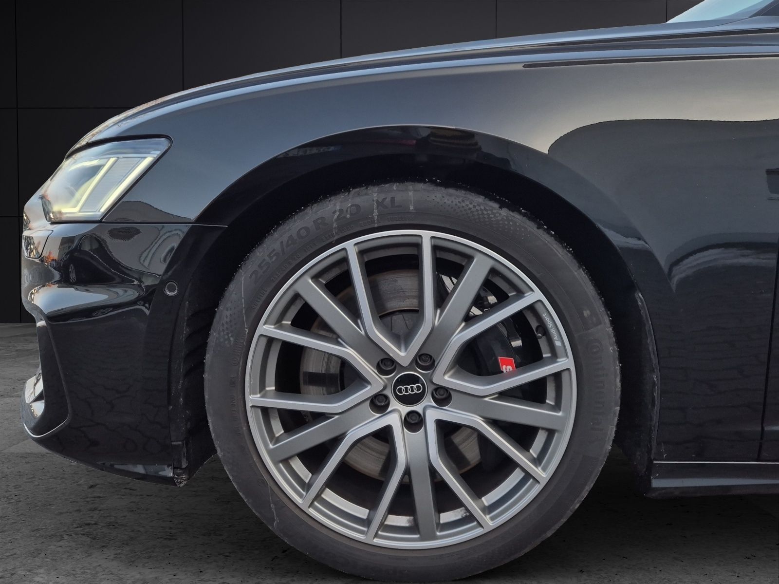 Fahrzeugabbildung Audi S6 Avant TDI quattro Matrix Navi AVC ACC B&O SHZ