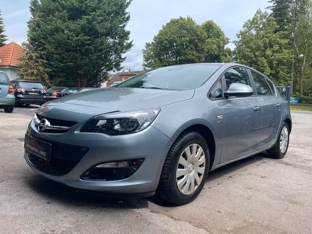 Opel Astra J Lim. 5-trg. Active