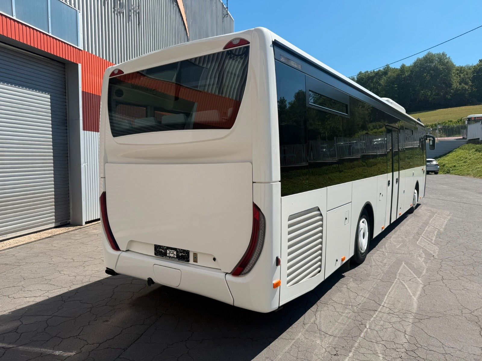 IVECO  2017 - Image 8 of 29