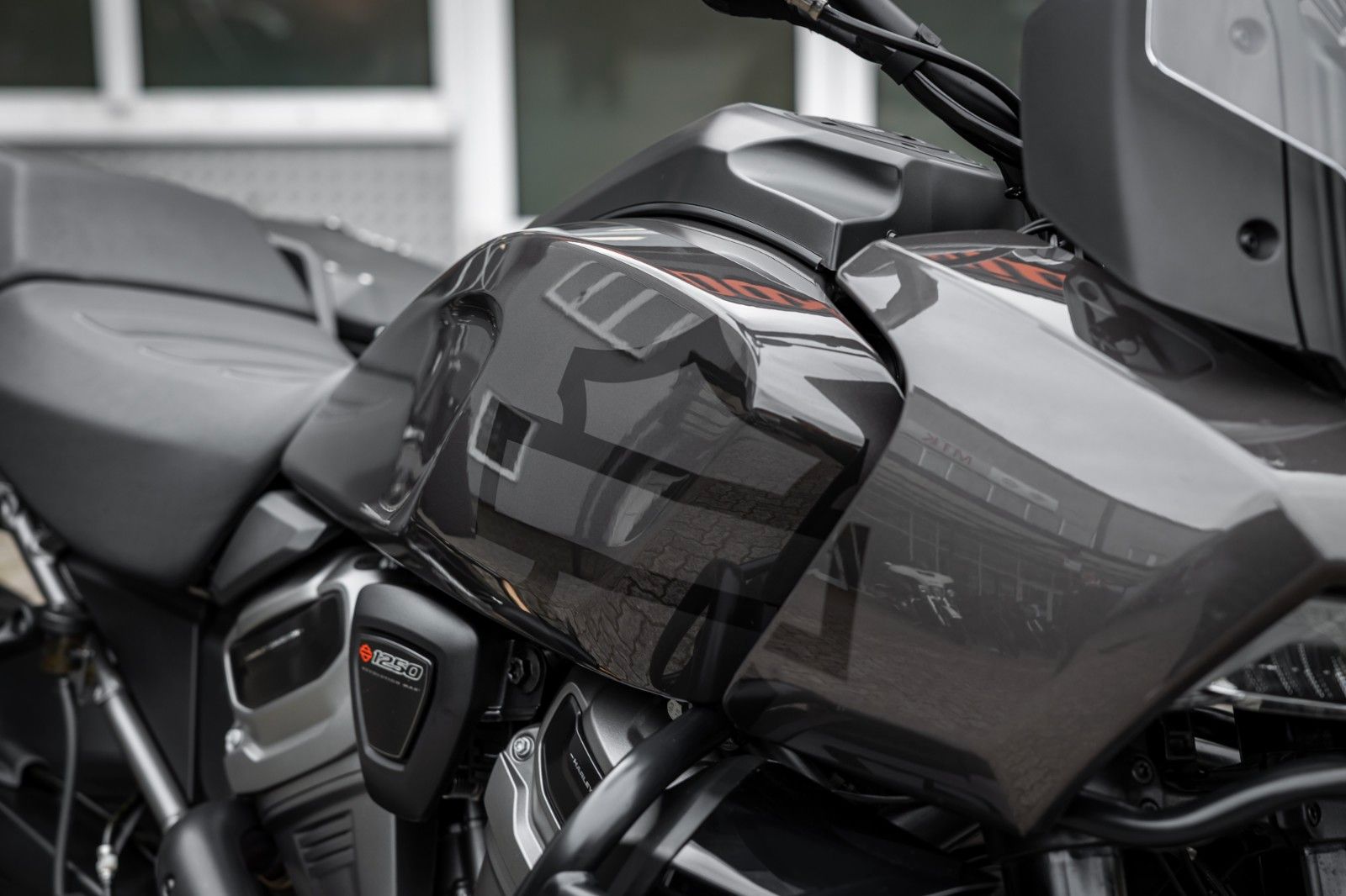 Fahrzeugabbildung Harley-Davidson RA1250S Pan America Special - ZARD-Sportauspuff