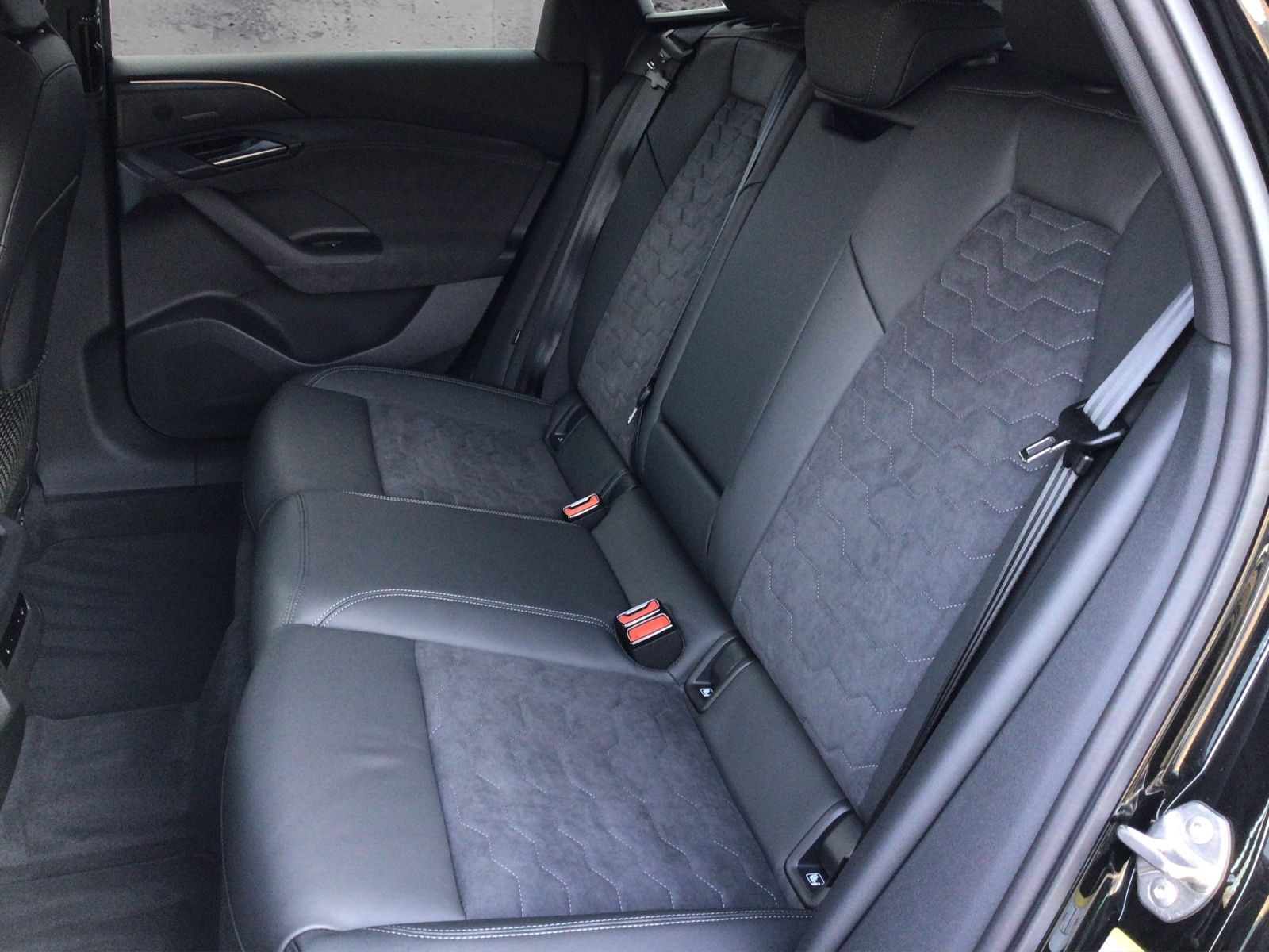 Audi A6 - Bild 10