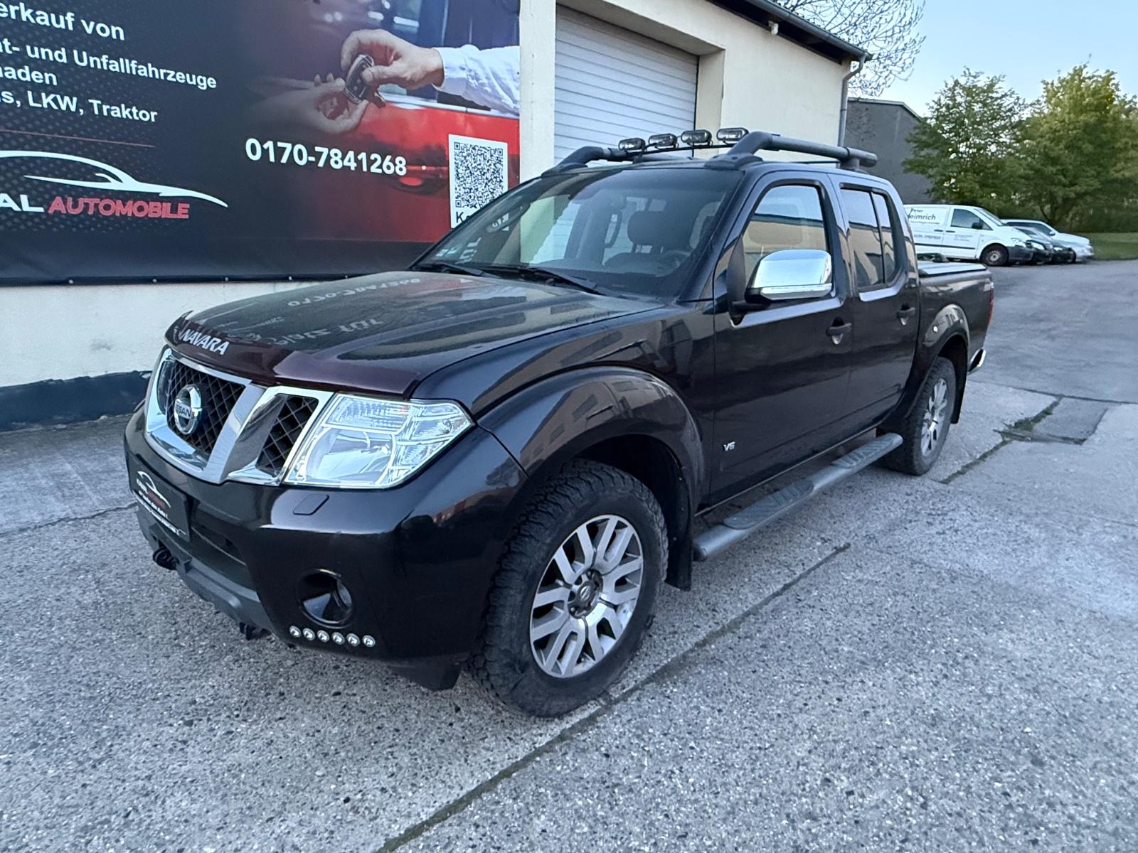 Nissan Navara Pickup Double Cab PLATINUM 4X4 LB Euro 5