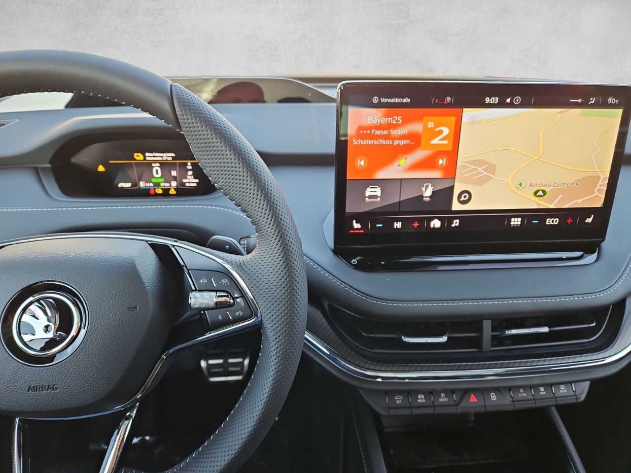 Fahrzeugabbildung SKODA Enyaq iV Coupé RS 4x4 Leder Head-Up Display AHK