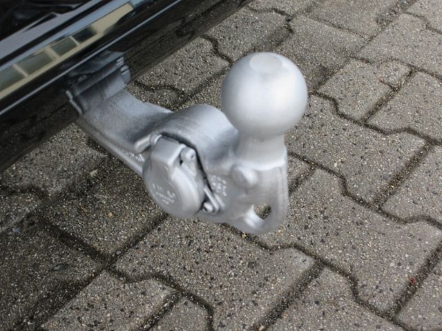 Tiguan 2.0 TDI 193 PS 4M DSG R-Line VOLL/BLACK-S