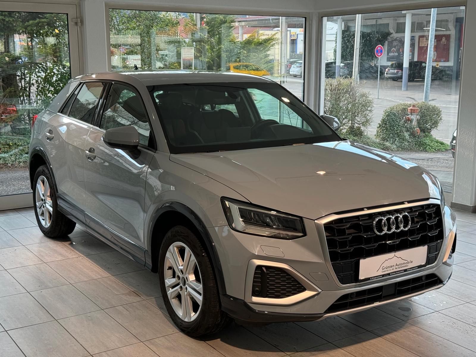 Audi Q2 35 TFSI KLIMAAUTOMATIK SHZ PDC ALU