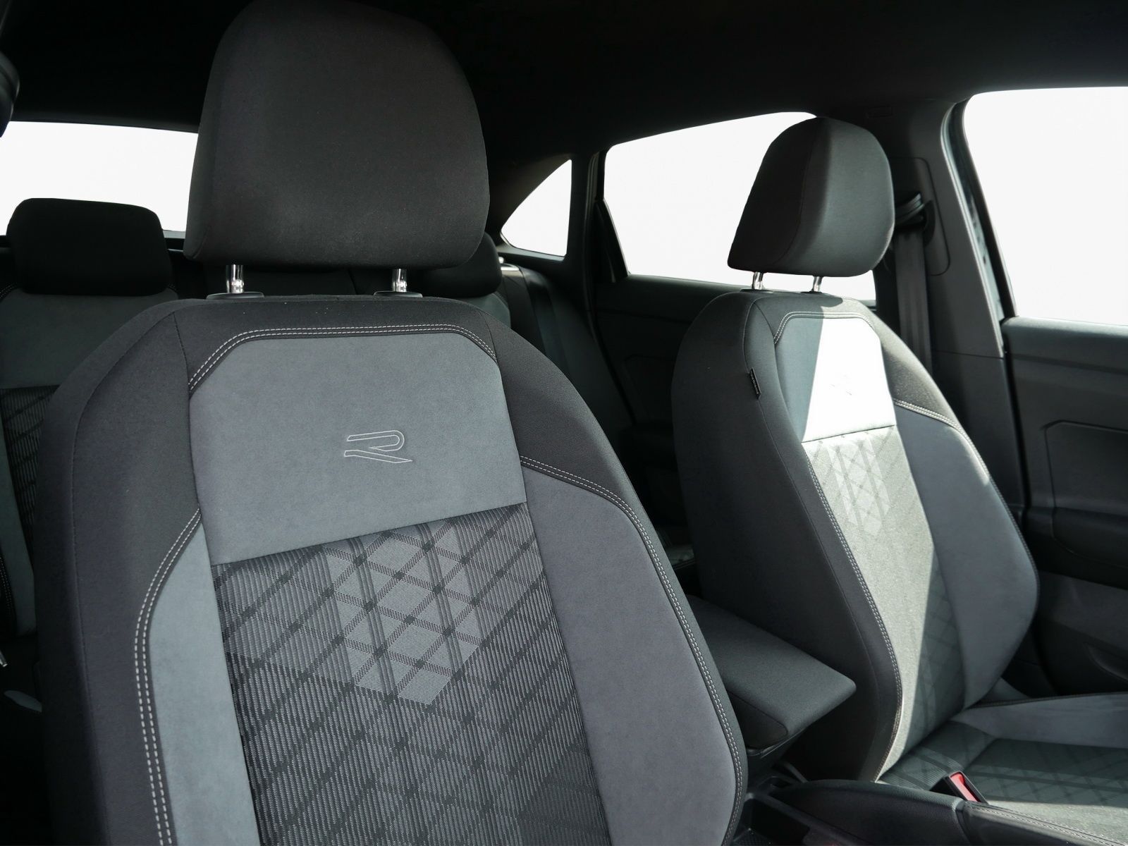 Volkswagen Taigo - Bild 10