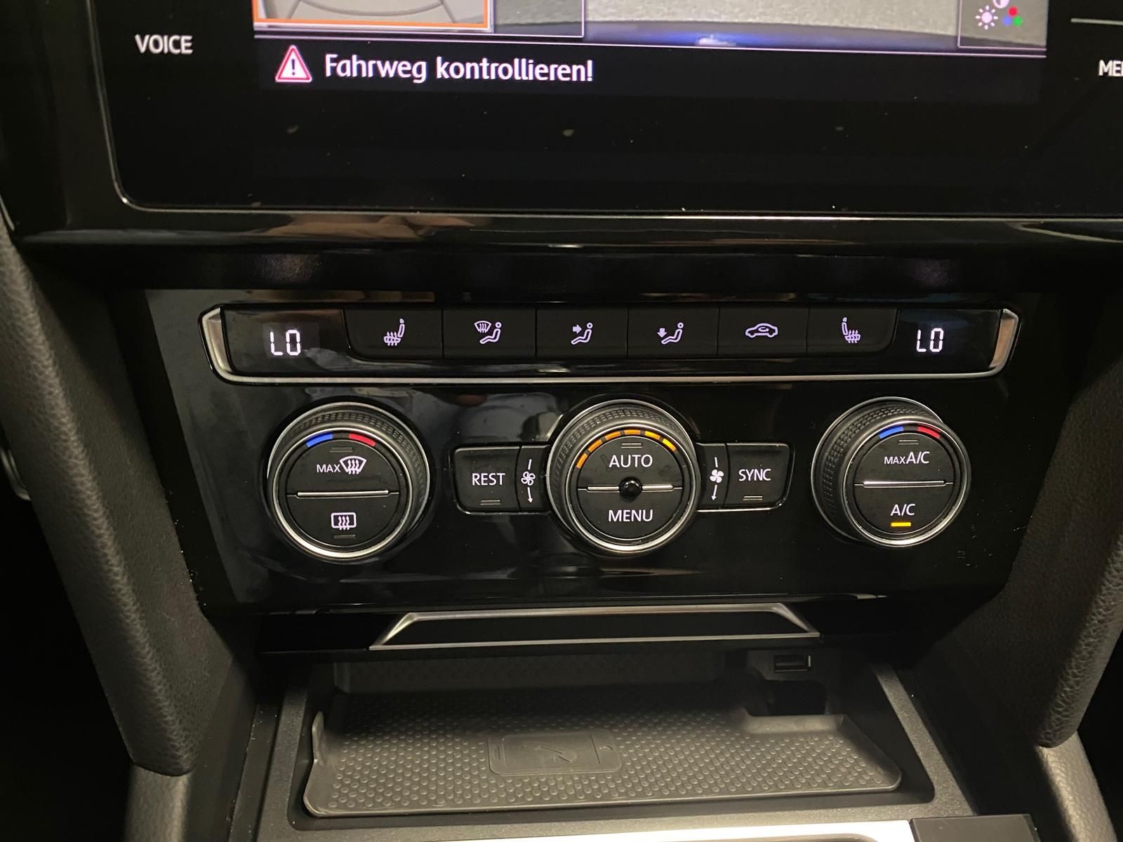Fahrzeugabbildung Volkswagen Passat Variant 2.0 TDI Highline BMT/Start-Stopp