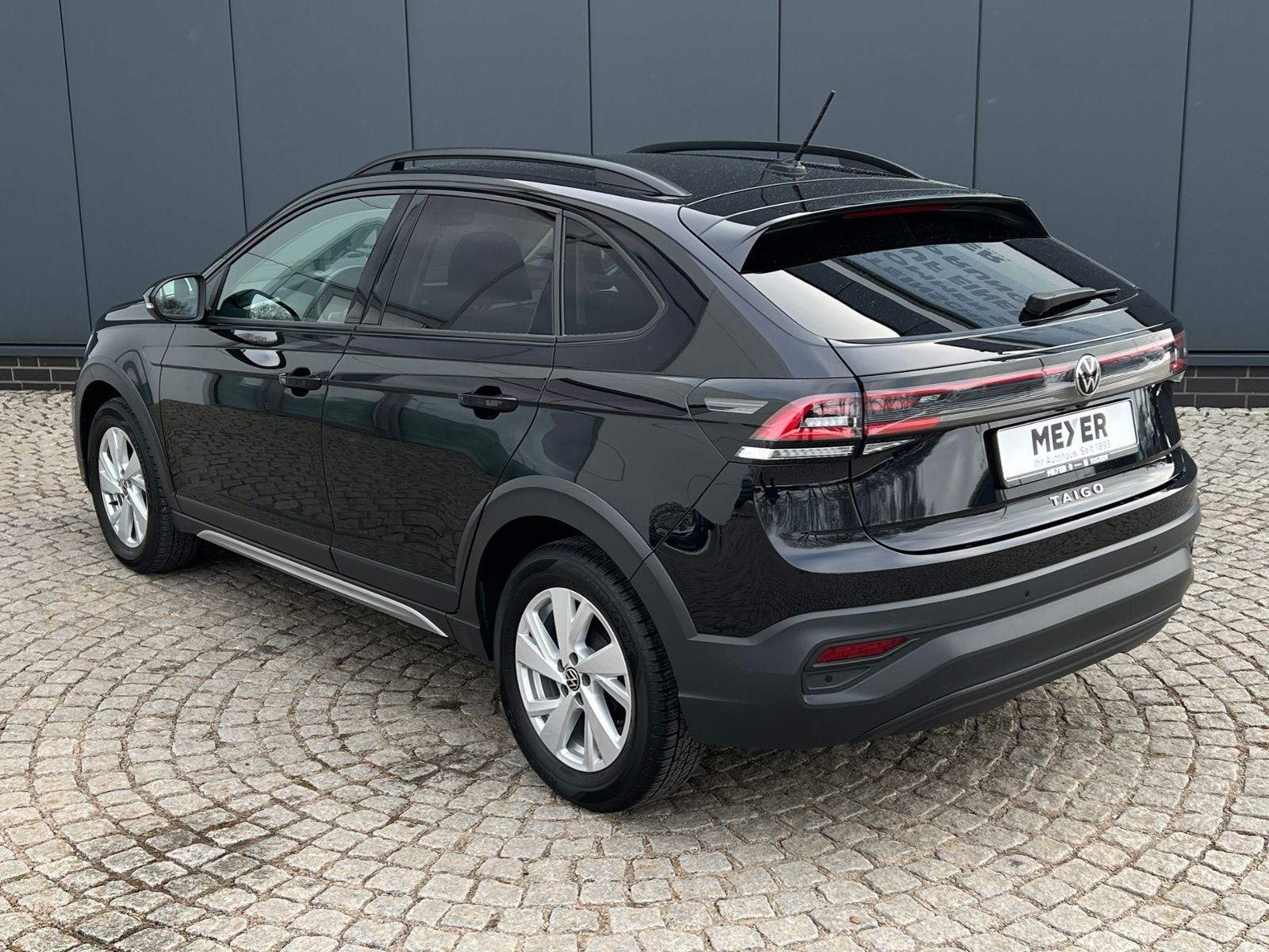 Fahrzeugabbildung Volkswagen Taigo 1.0 TSI Life *Rückfahrkamera, Einparkhilfe