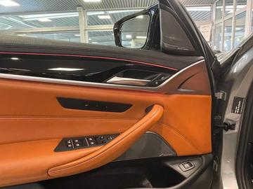 2020 BMW M5 — миниатюра 15