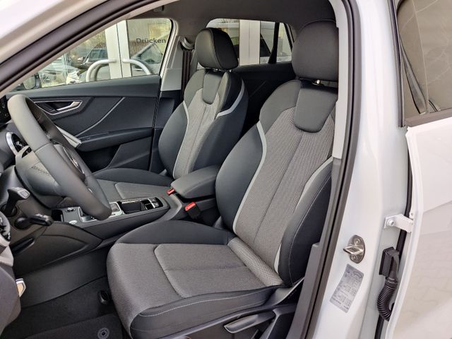 Q2 advanced 35 TFSI Stronic Matrix LED/Sportsitz