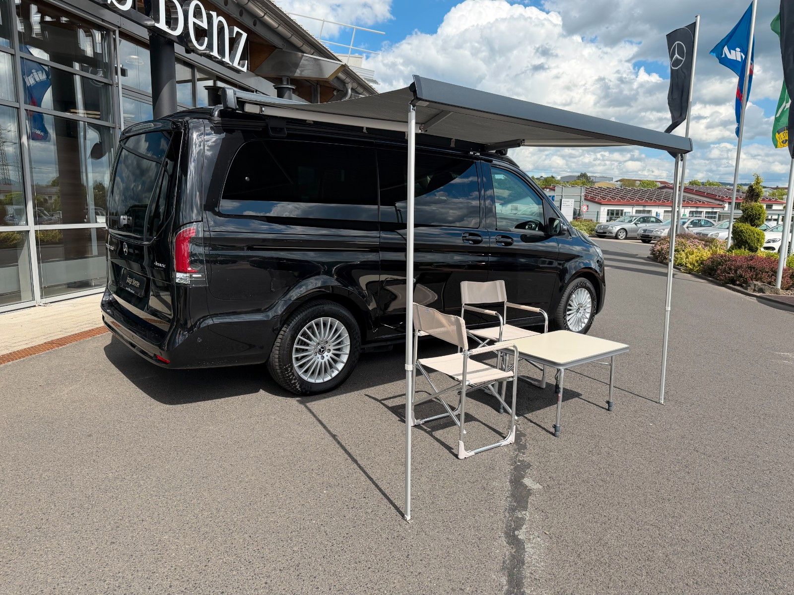 Fahrzeugabbildung Mercedes-Benz V 250 d Marco Polo 4MATIC AIRMATIC AHK2,5 Markis