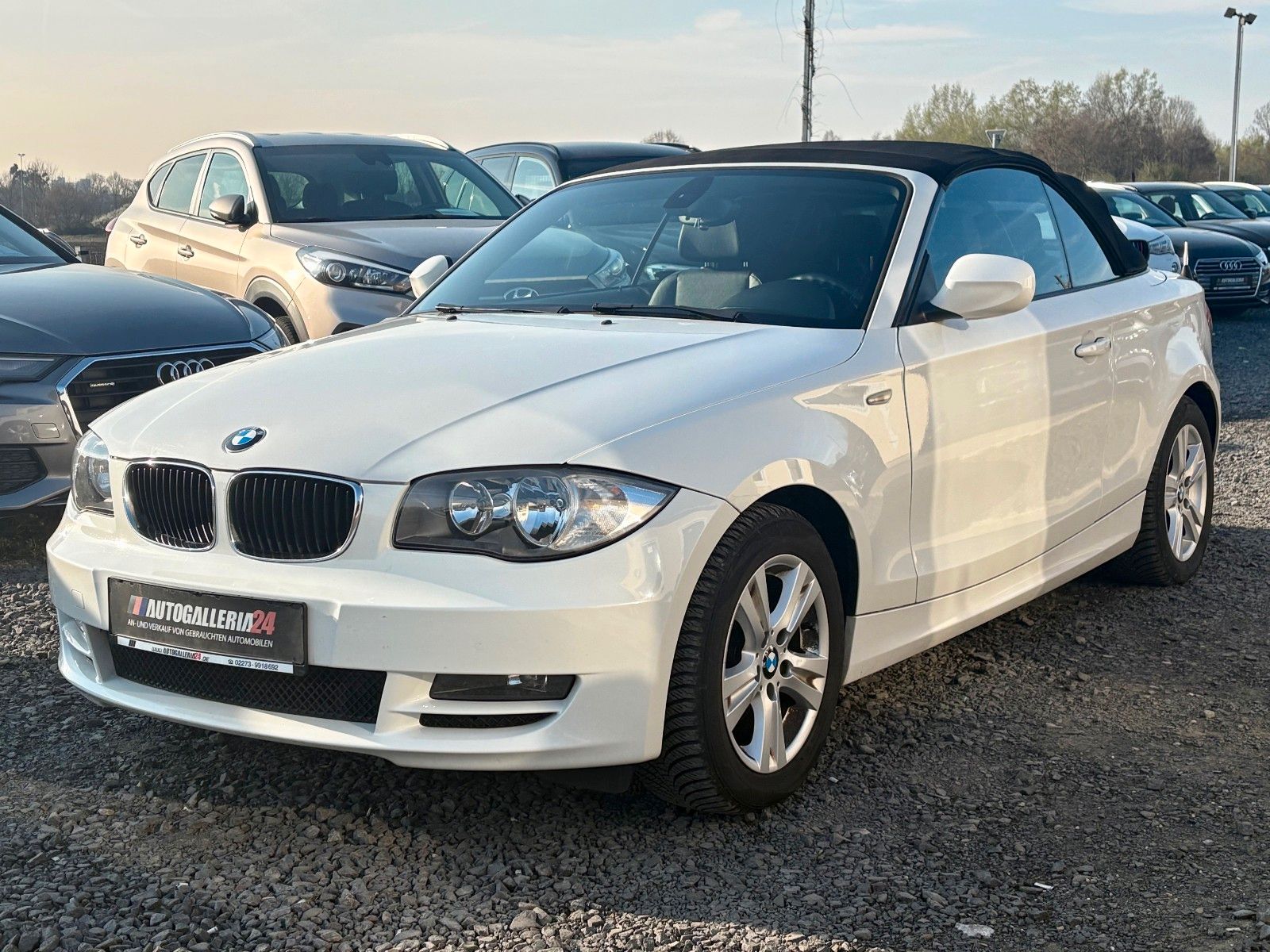 Fahrzeugabbildung BMW 118i Cabrio Leder Klima Tempo SCHECKHEFT SPORTLE