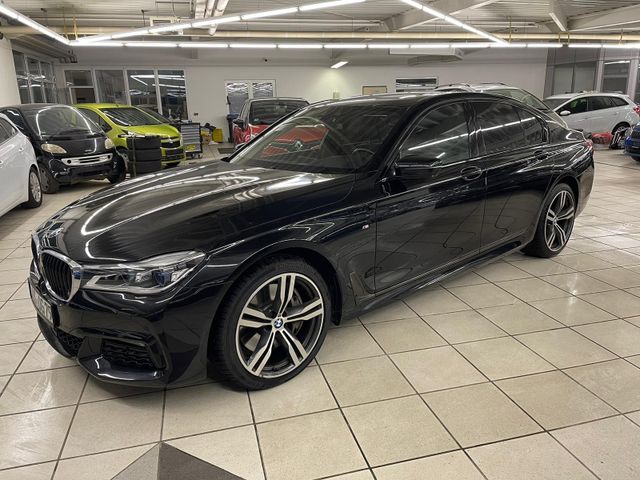 BMW 750 4.4i xDrive Sportautom°M-Sport°RFK°Nav